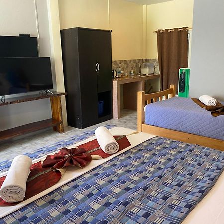 奈扬海滩 桑塔里之家旅馆酒店 外观 照片